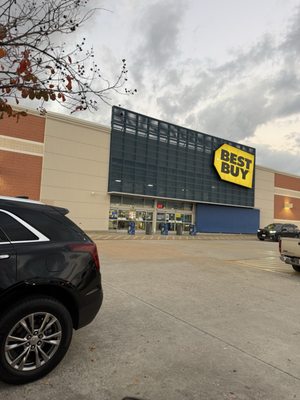 7318 FM 1960 W, Houston, TX 77070 Building Linguistical Data Daily 2026 (365 days)
